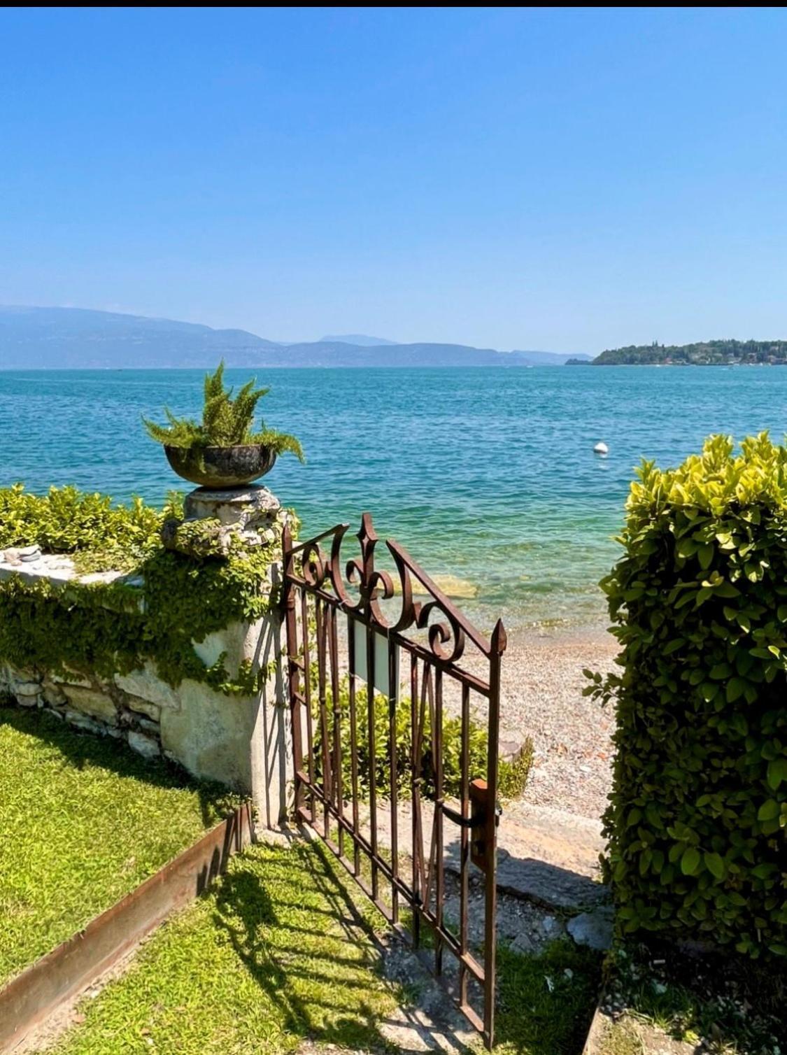 Luxury Lakeside Apartment Right On The Water سالو المظهر الخارجي الصورة